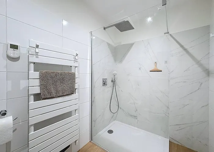 T2 Moderne En Rez-de-villa *